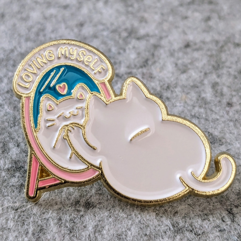 "Loving Myself" Cat with Mirror Pin Enamel Lapel Brooch